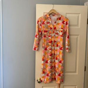 J McLaughlin, print shirt, dress and polyester/spandex. Size 6.